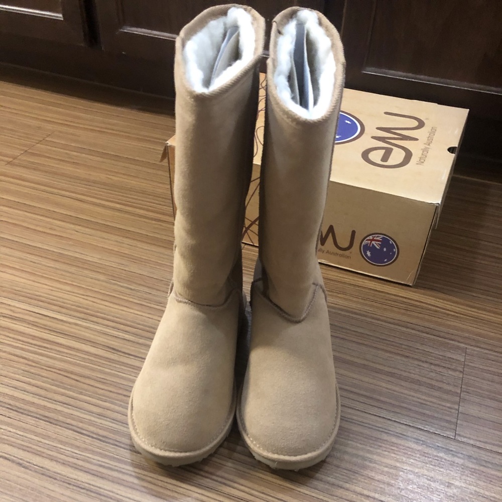 EMU Australia Boots Original 100% Merino Wool 9-10